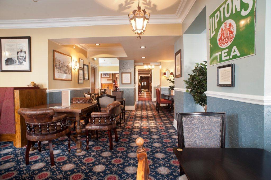 The Swan Hotel เลห์ตันบัซซาร์ด ภายนอก รูปภาพ